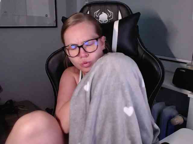 hollyBB