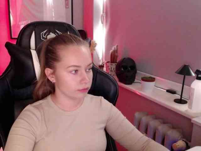 hollyBB