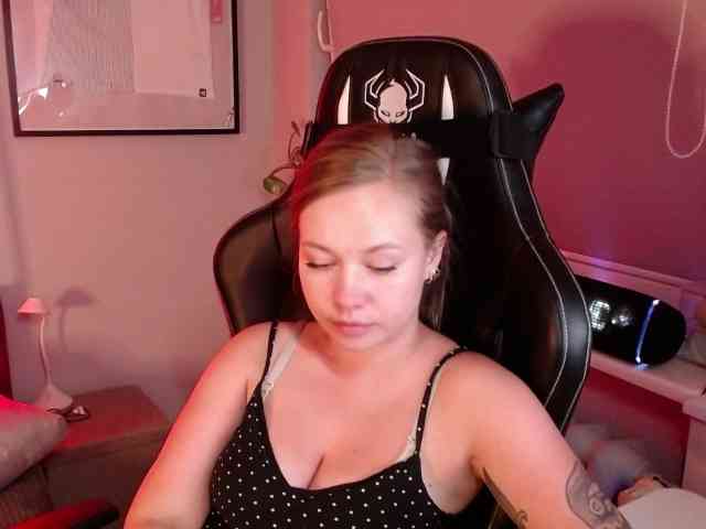 hollyBB