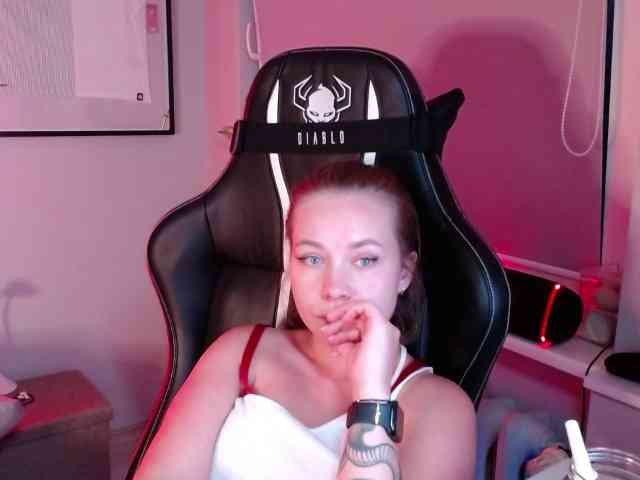 hollyBB
