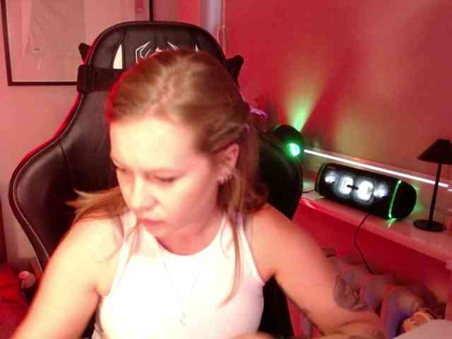 hollyBB