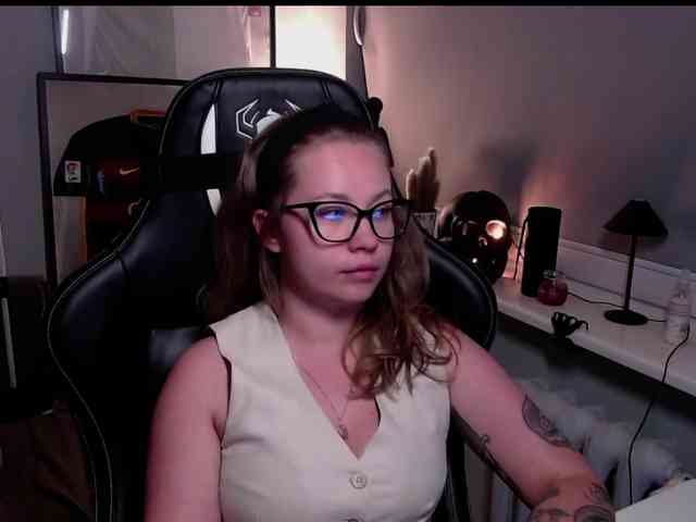 hollyBB