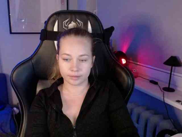 hollyBB