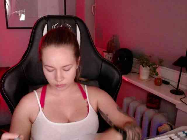 hollyBB