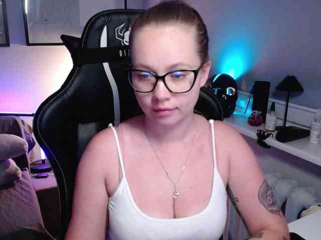 hollyBB
