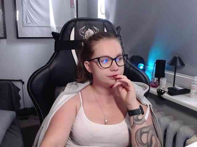 hollyBB