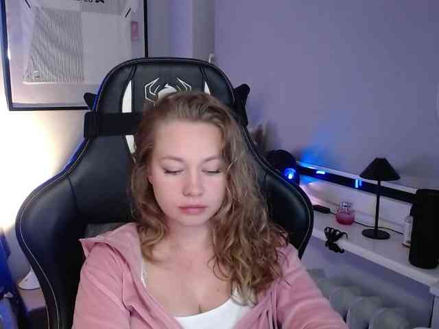 hollyBB