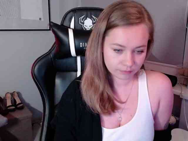 hollyBB