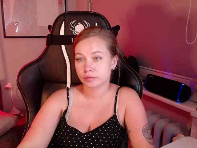 hollyBB