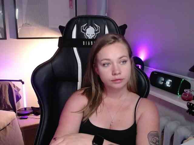 hollyBB