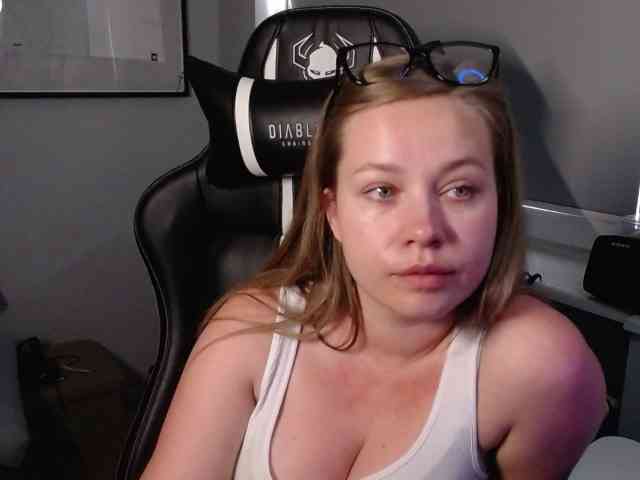 hollyBB