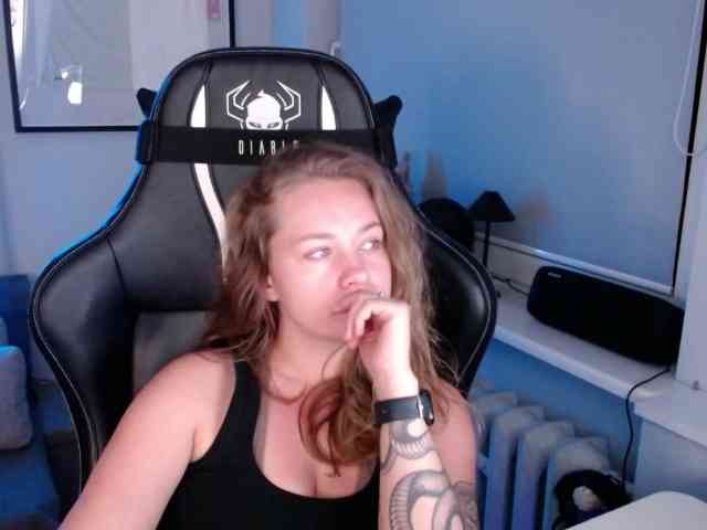 hollyBB