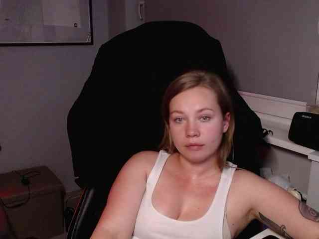 hollyBB
