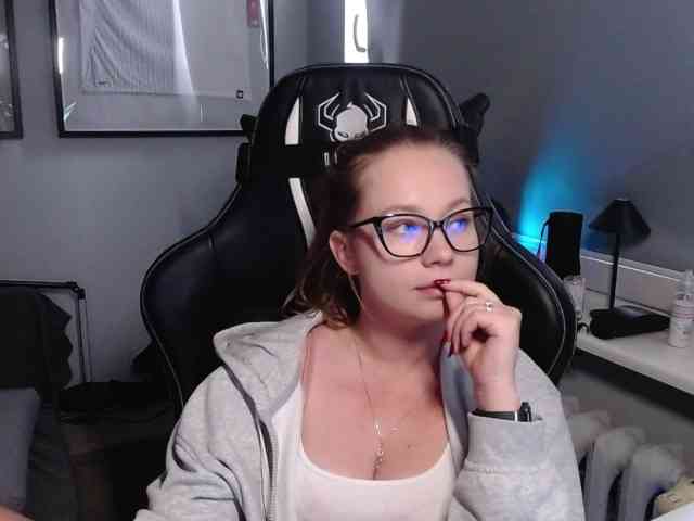 hollyBB