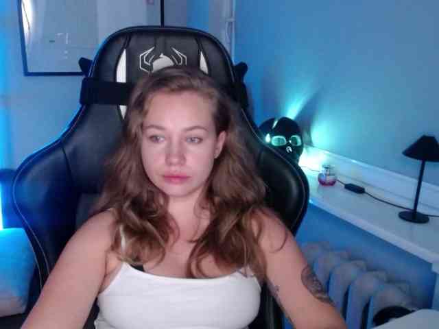 hollyBB