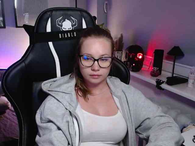 hollyBB