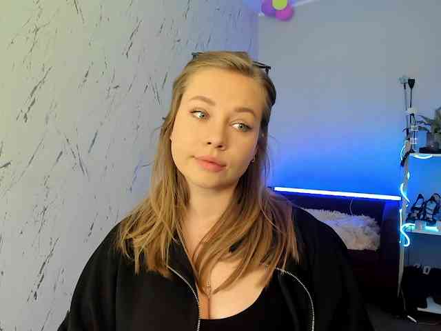 hollyBB