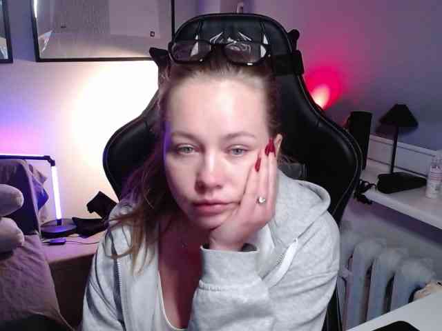 hollyBB
