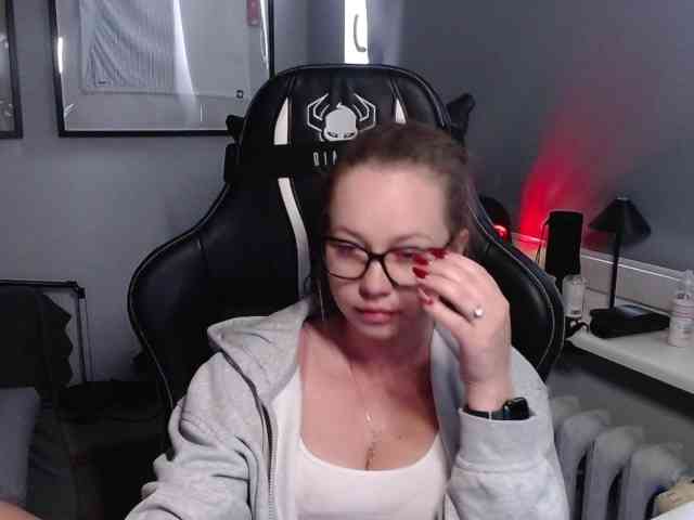 hollyBB