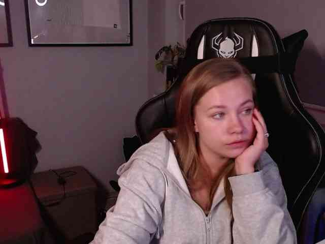 hollyBB