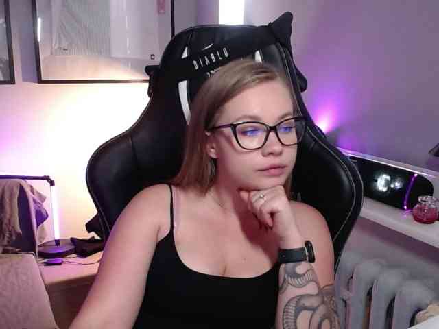 hollyBB