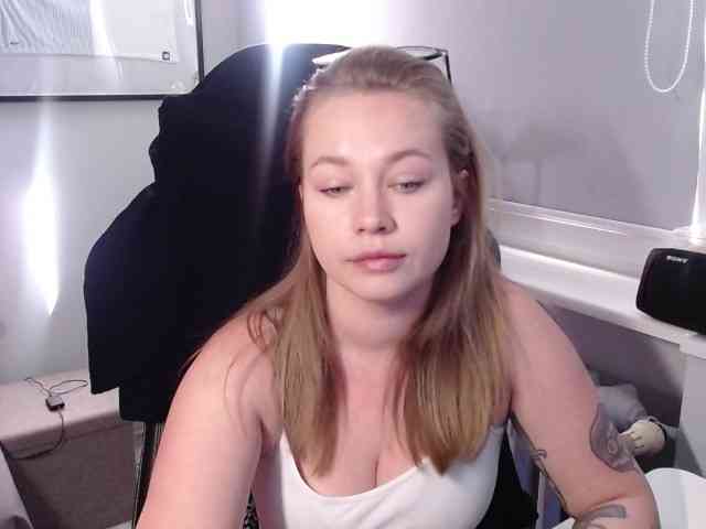 hollyBB