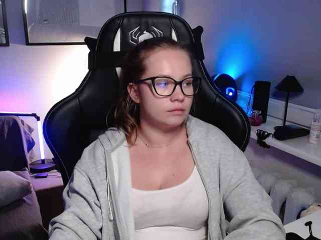hollyBB