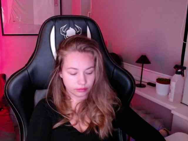 hollyBB
