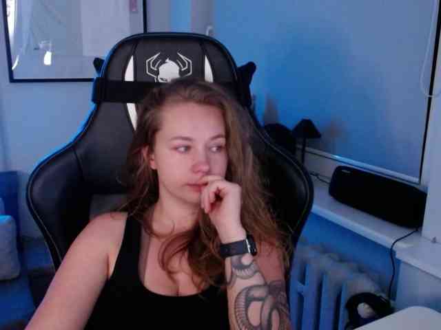 hollyBB hollyBB