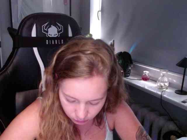 hollyBB