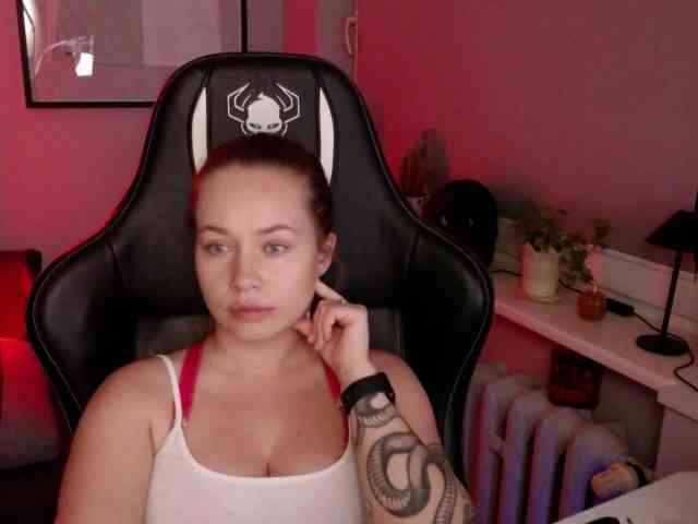 hollyBB