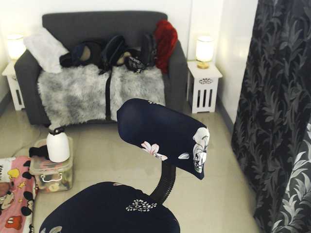 AthenaMoran live cam preview