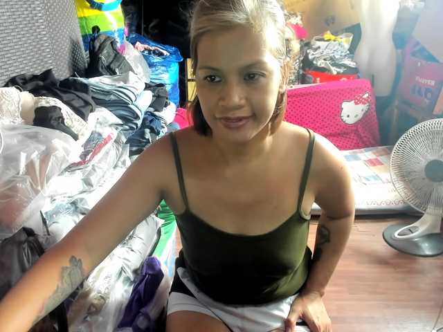 AthenaMoran live webcam show
