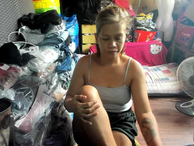 AthenaMoran live cam on BongaCams