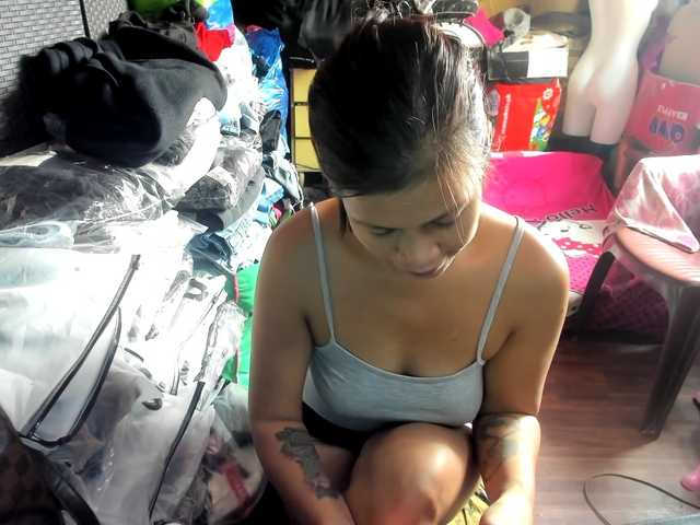AthenaMoran live cam on BongaCams