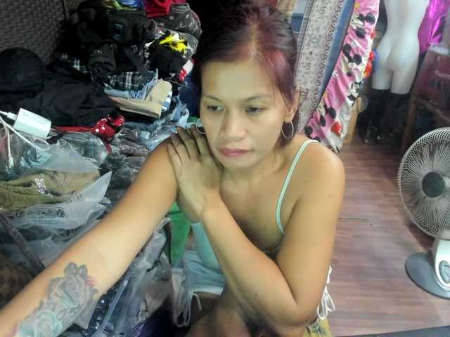 AthenaMoran live cam on BongaCams