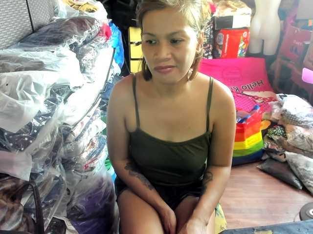 AthenaMoran live cam on BongaCams