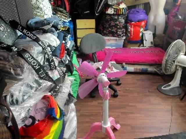 AthenaMoran live cam on BongaCams
