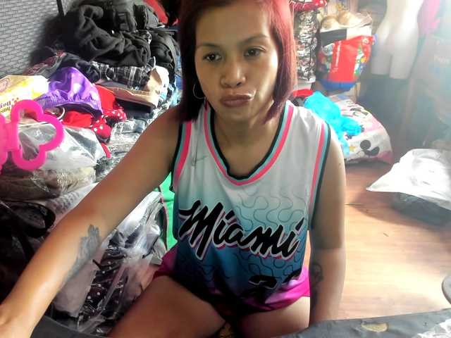 AthenaMoran live cam on BongaCams