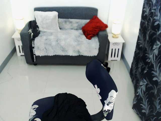 AthenaMoran live cam preview