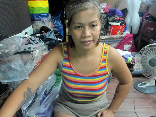 AthenaMoran live cam on BongaCams