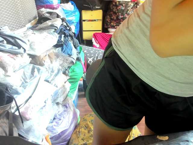 AthenaMoran live cam on BongaCams