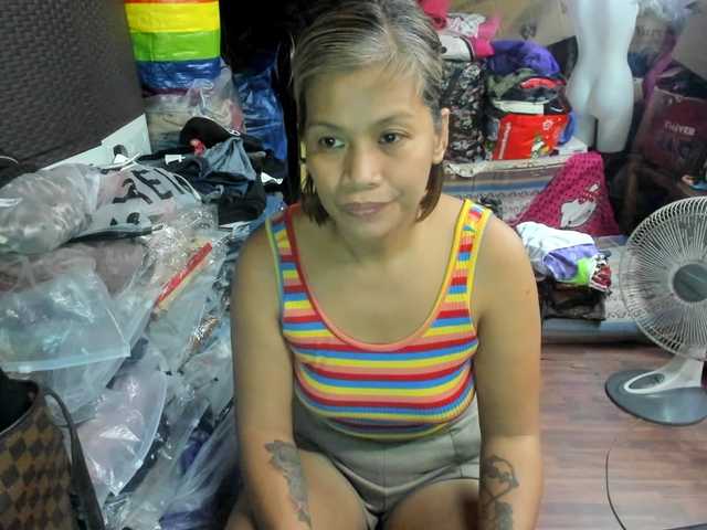 AthenaMoran live cam on BongaCams