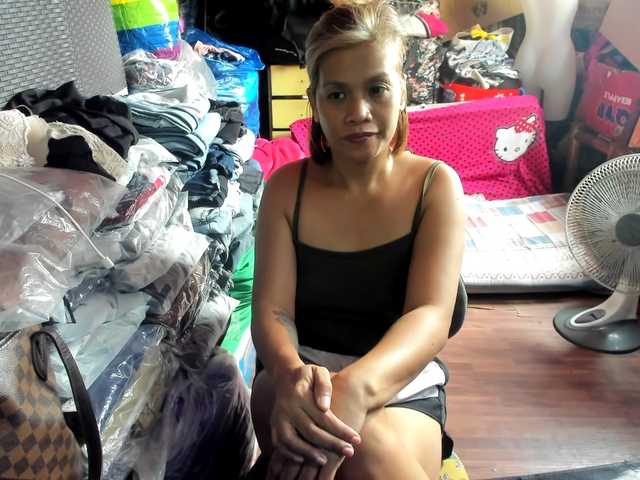 AthenaMoran live webcam show