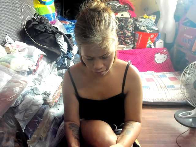 AthenaMoran live webcam show