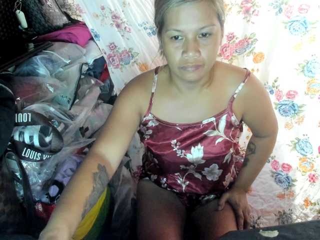 AthenaMoran live cam on BongaCams