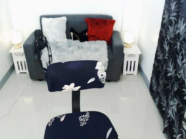 AthenaMoran live cam preview