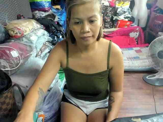 AthenaMoran webcam