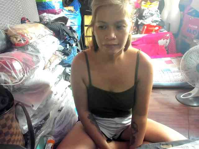 AthenaMoran webcam