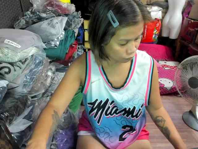 AthenaMoran webcam